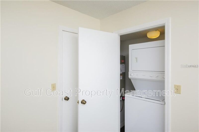 Country Club Living property image