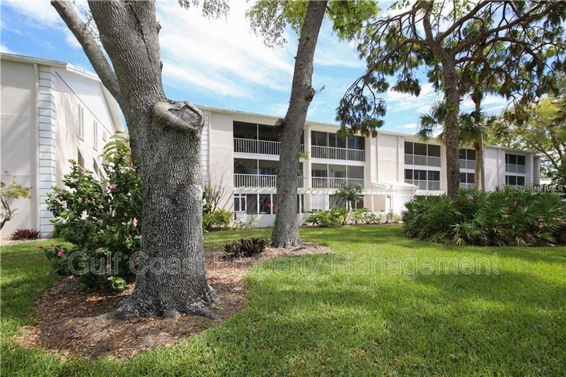 Country Club Living property image