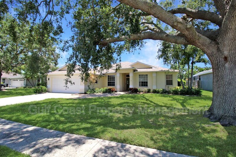 Annual rental: Spacious 3BR/2BA Creekwood Home with Office, Screened Lanai, EV Charger & Resort-Style Amenities property image