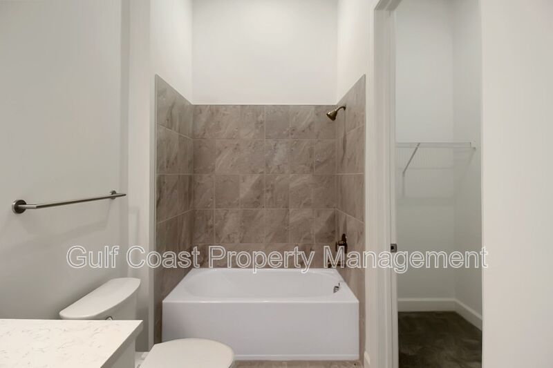 3 Bedroom Home Available in Lakespur in Wellen Park property image