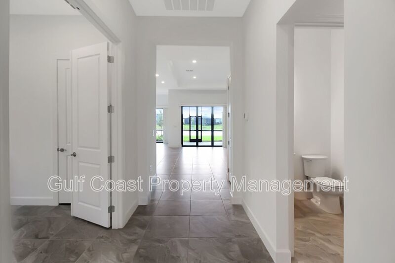 3 Bedroom Home Available in Lakespur in Wellen Park property image