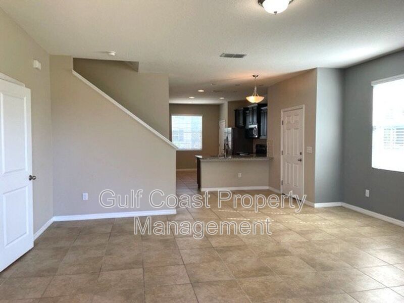 Light and Bright Townhome Available for Rent property image