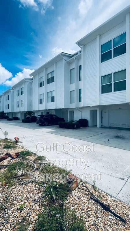 8238 Harborside Circle property image