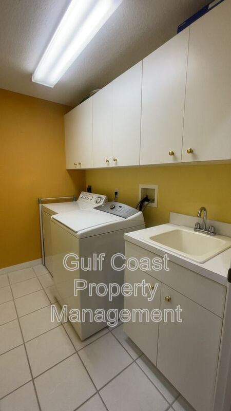 8238 Harborside Circle property image