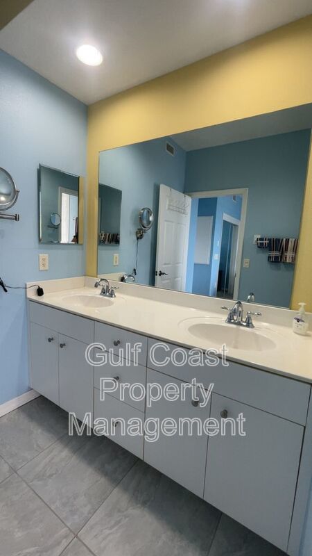 8238 Harborside Circle property image