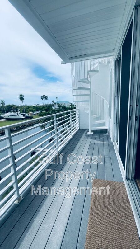 8238 Harborside Circle property image