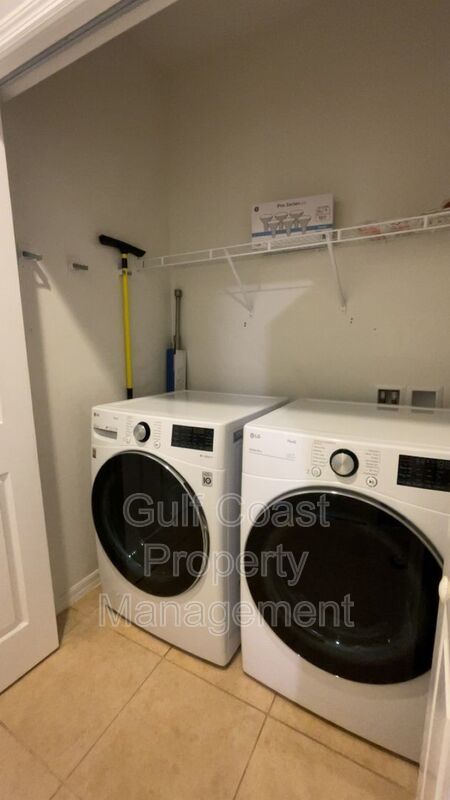 3702 Pino Vista Way Unit 4 property image