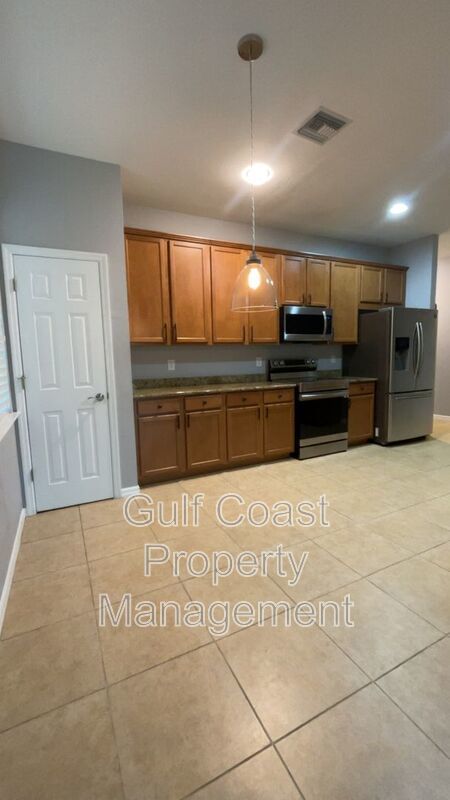 3702 Pino Vista Way Unit 4 property image