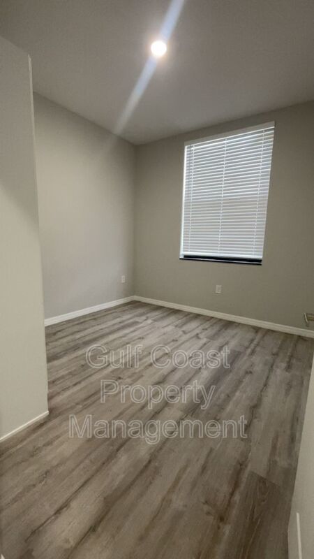 1932 Marlay Avenue property image