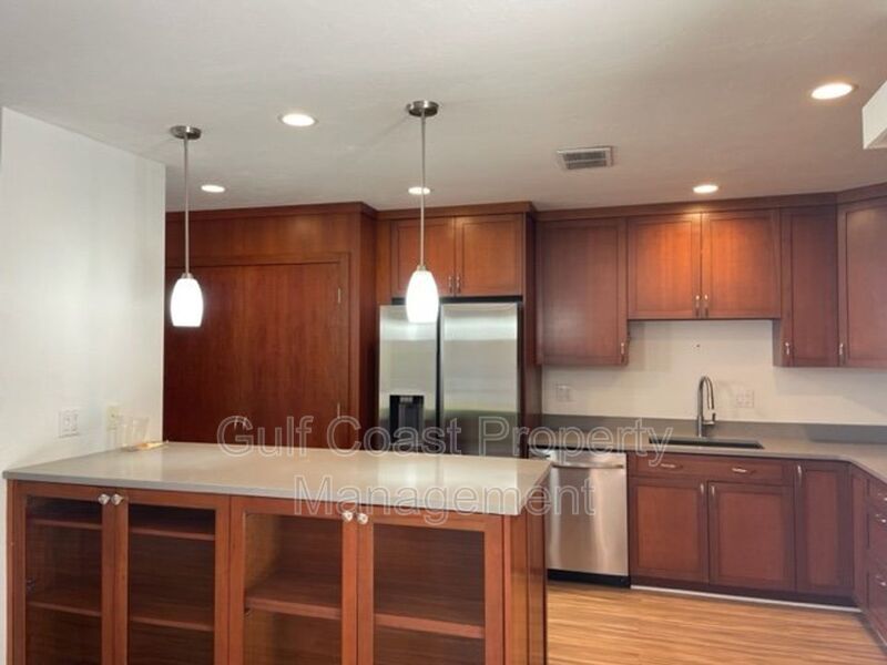 Spacious 3/2 Villa property image