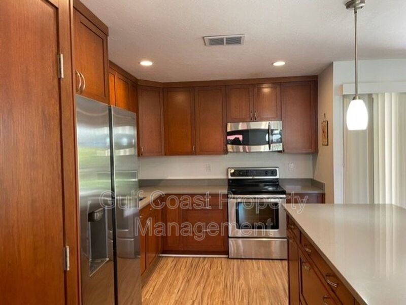 Spacious 3/2 Villa property image