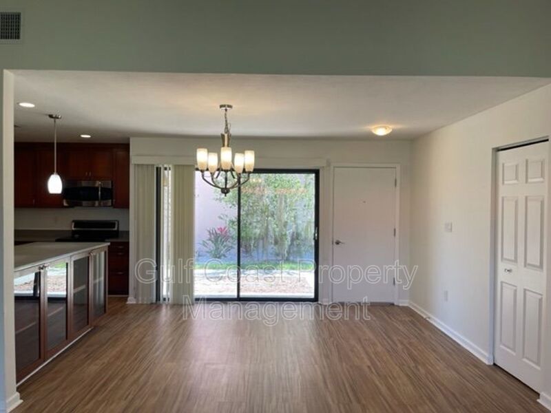 Spacious 3/2 Villa property image