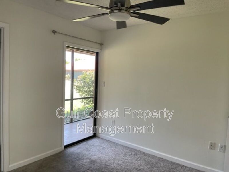 Spacious 3/2 Villa property image