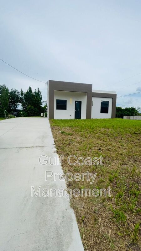 3118 15th St SW property image