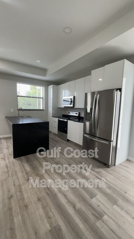 3118 15th St SW property image