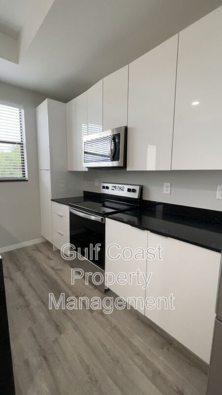 3118 15th St SW property image