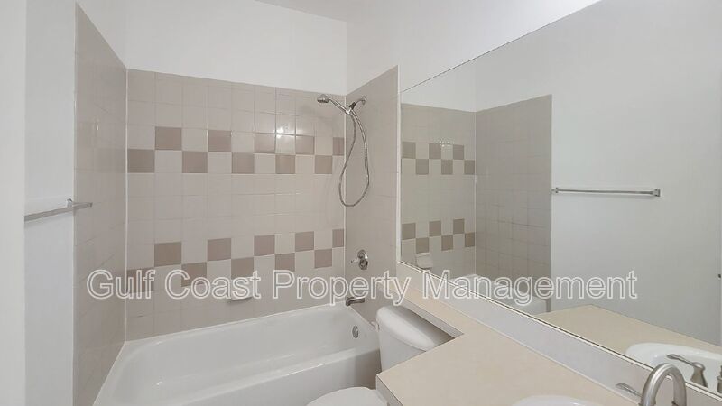 Annual Rental with 2 bedrooms, 2.5 baths and Lake Views in Gated Carolina Landings! property image