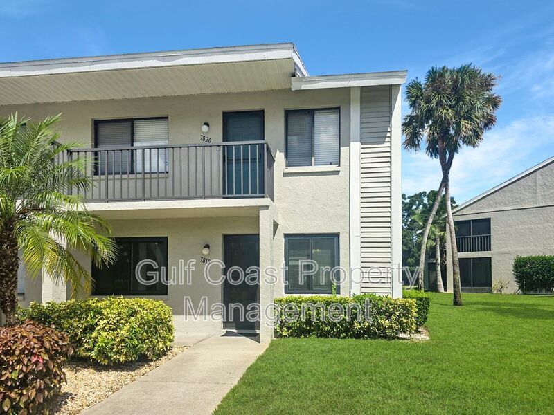 Limited-Time Offer: Two-for-One Application Fee Special! Flexible Move-In Costs! Pay only half the security deposit at lease signing and spread the rest over your first two months! property image