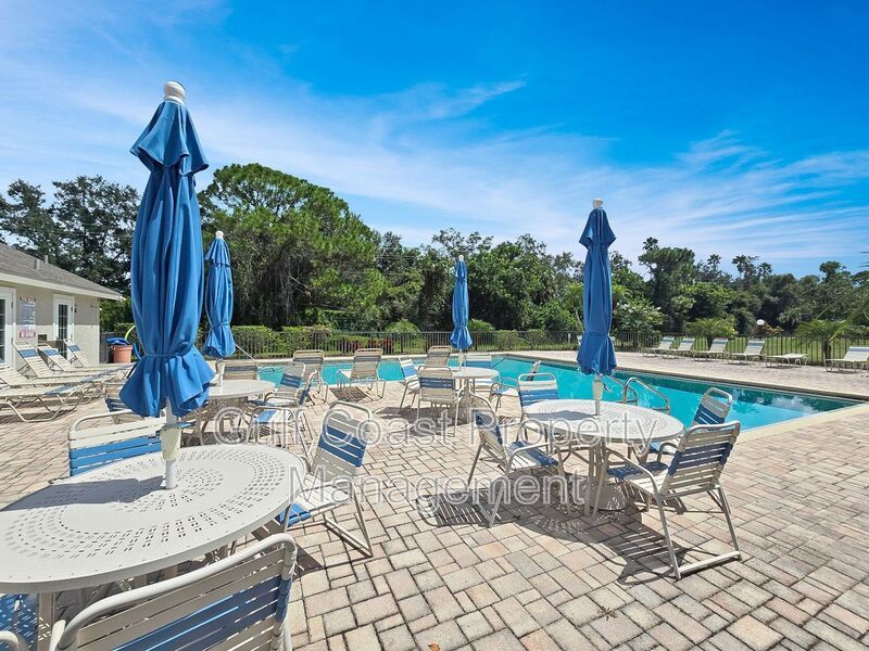 Limited-Time Offer: Two-for-One Application Fee Special! Flexible Move-In Costs! Pay only half the security deposit at lease signing and spread the rest over your first two months! property image