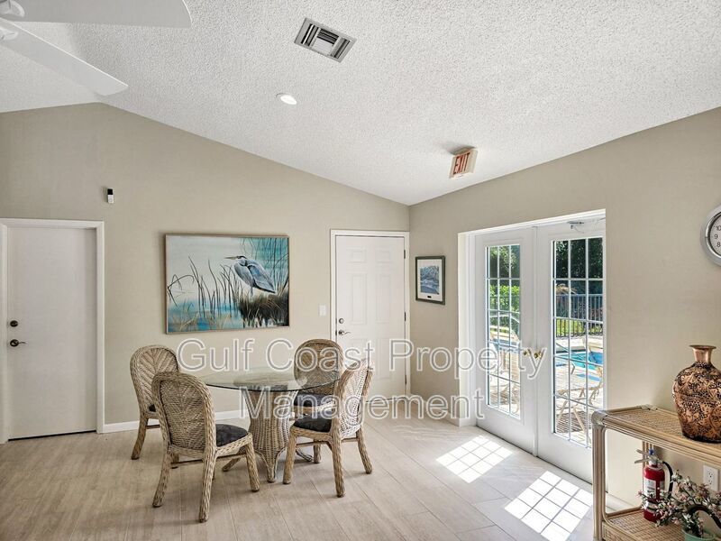 Limited-Time Offer: Two-for-One Application Fee Special! Flexible Move-In Costs! Pay only half the security deposit at lease signing and spread the rest over your first two months! property image