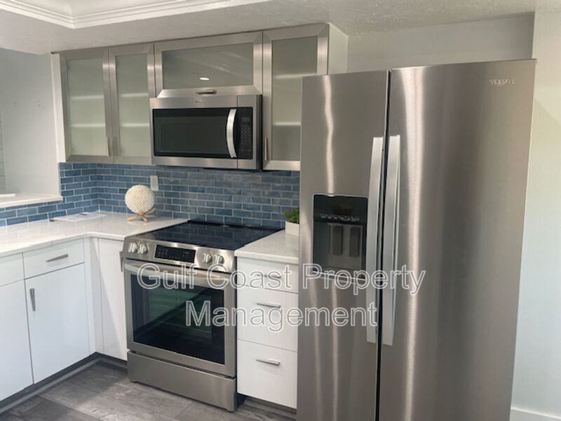 2/2 Waterfront Rental Available West of the Trail property image