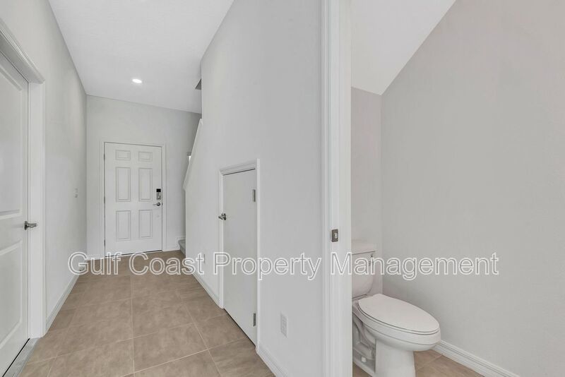 Annual Rental – New 3 Bedroom, 2.5 Bath End Unit Townhome with Garage and Serene Lake Views in Azario, Lakewood Ranch property image