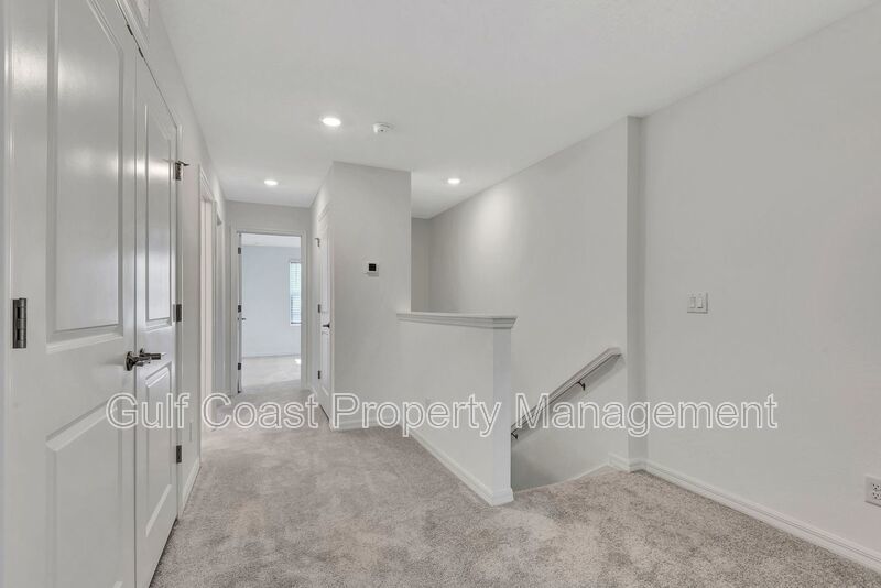 Annual Rental – New 3 Bedroom, 2.5 Bath End Unit Townhome with Garage and Serene Lake Views in Azario, Lakewood Ranch property image