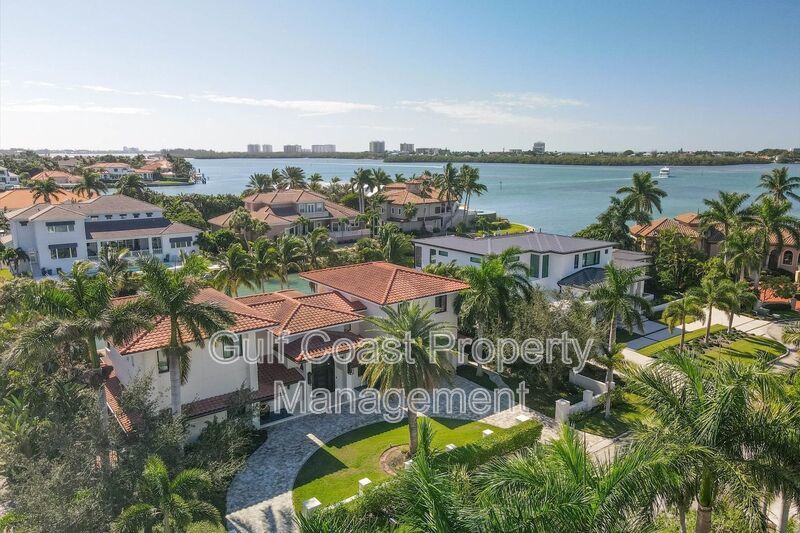 Exclusive Bird Key Waterfront Estate – 5BR Luxury Annual Rental property image