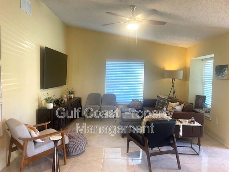 Charming & Cheerful Retreat Just Minutes from Downtown! property image