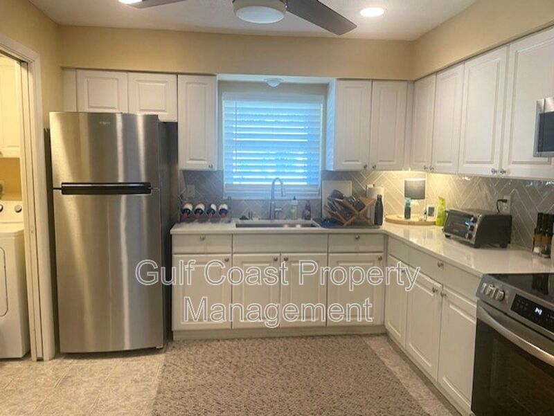 Charming & Cheerful Retreat Just Minutes from Downtown! property image