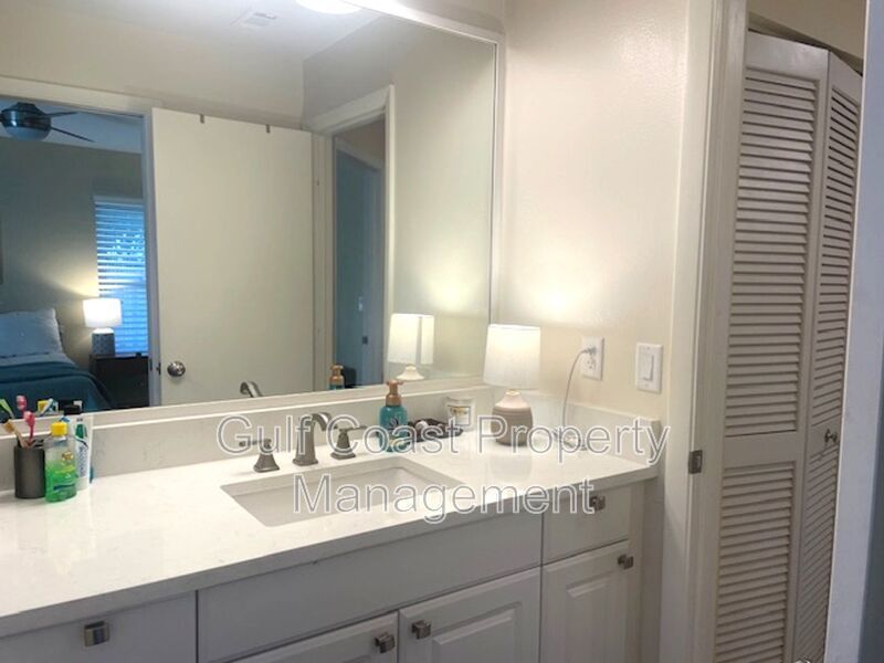 Charming & Cheerful Retreat Just Minutes from Downtown! property image