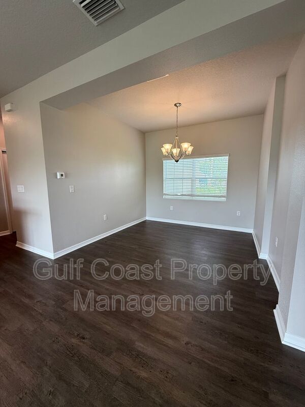 1716 NW 12th Terrace property image