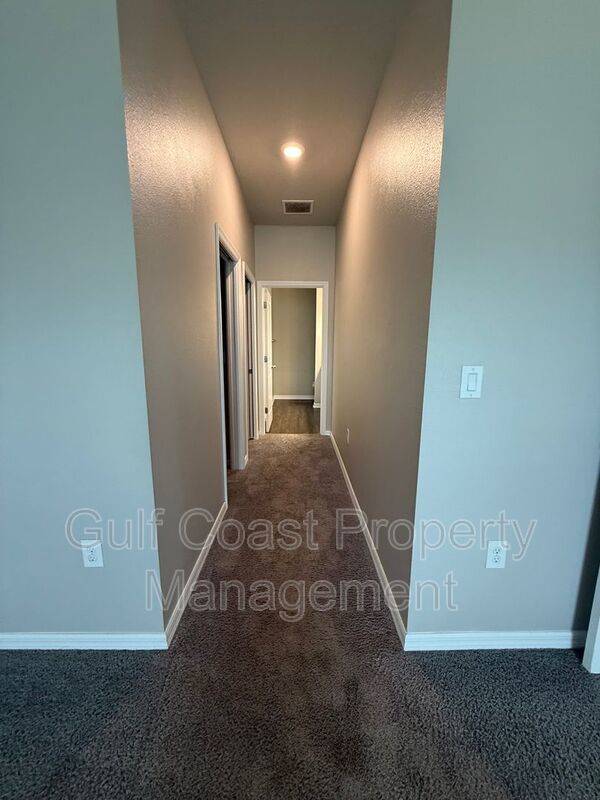 1716 NW 12th Terrace property image