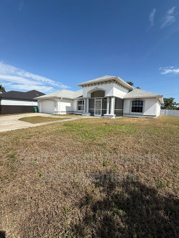 2725 Chiquita Blvd property image