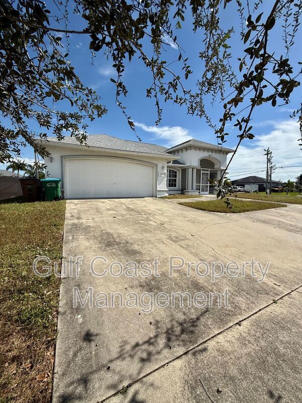 2725 Chiquita Blvd property image