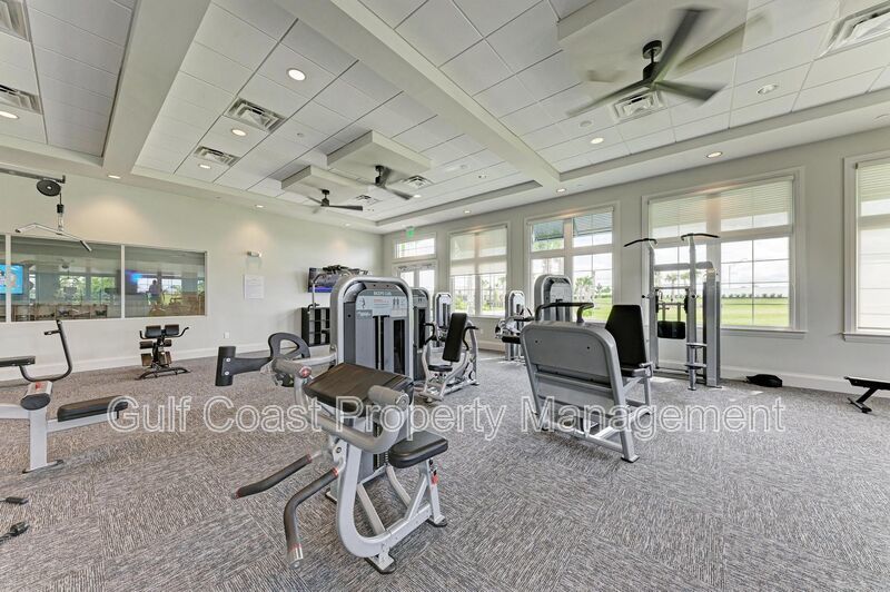 Annual Rental – Move-In Ready in Lorraine Lakes, Lakewood Ranch | 2BR/2BA + Den & 2-Car Garage property image