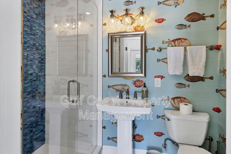 Exclusive Bird Key Waterfront Estate – 5BR Luxury Annual Rental property image