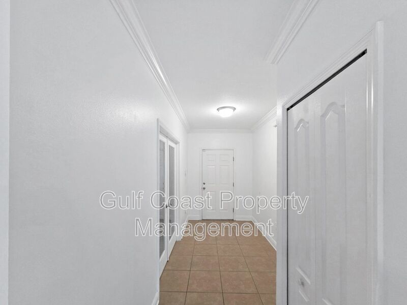 Stunning Annual Rental in Heron Creek | 3BR + Den | Loft | Gourmet Kitchen property image