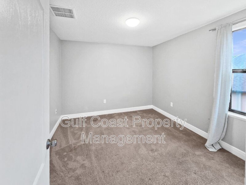 Stunning Annual Rental in Heron Creek | 3BR + Den | Loft | Gourmet Kitchen property image