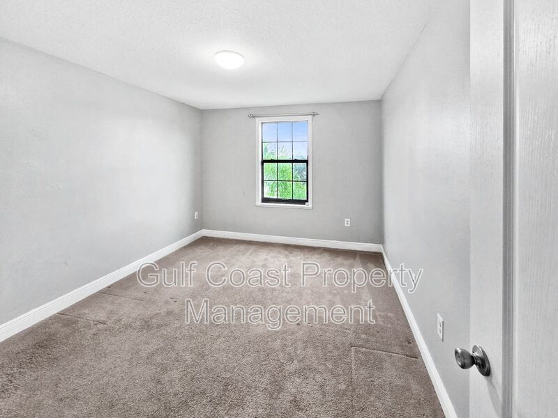 Stunning Annual Rental in Heron Creek | 3BR + Den | Loft | Gourmet Kitchen property image