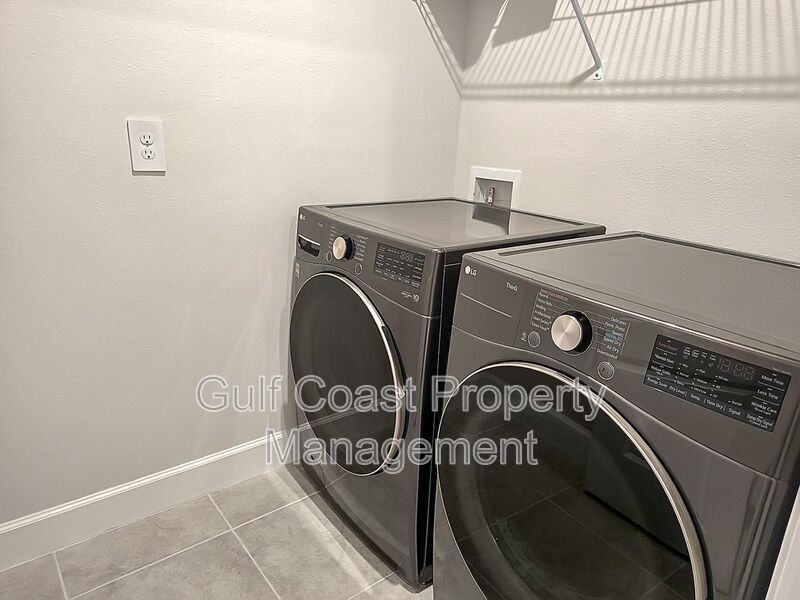 Annual-4-Bedroom, 2.5-Bath Home in Avalon Woods, Lakewood Ranch-Pet Friendly property image