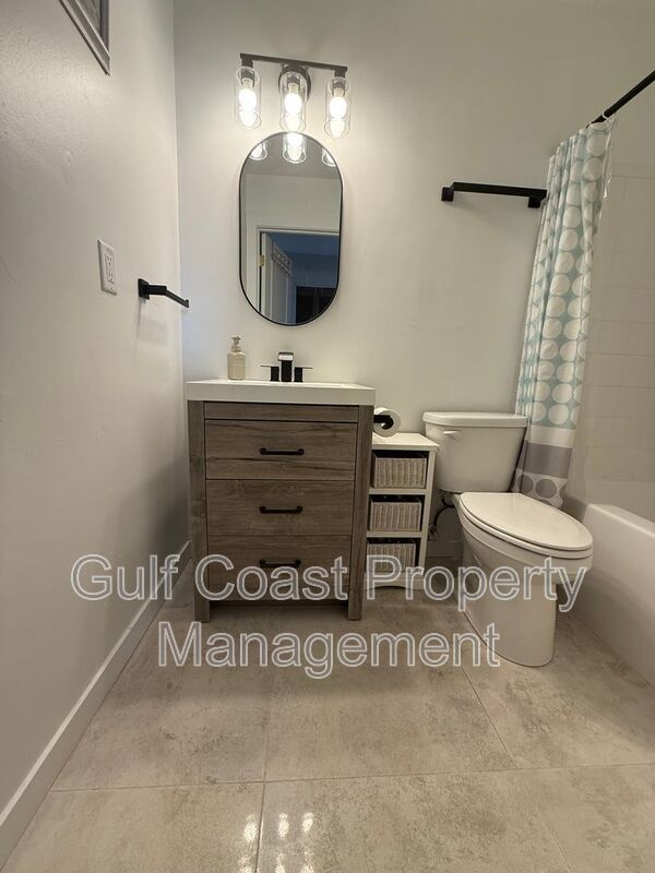 8127 Chesebro Ave property image