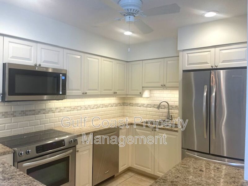 Elevated Island Living on Longboat Key property image