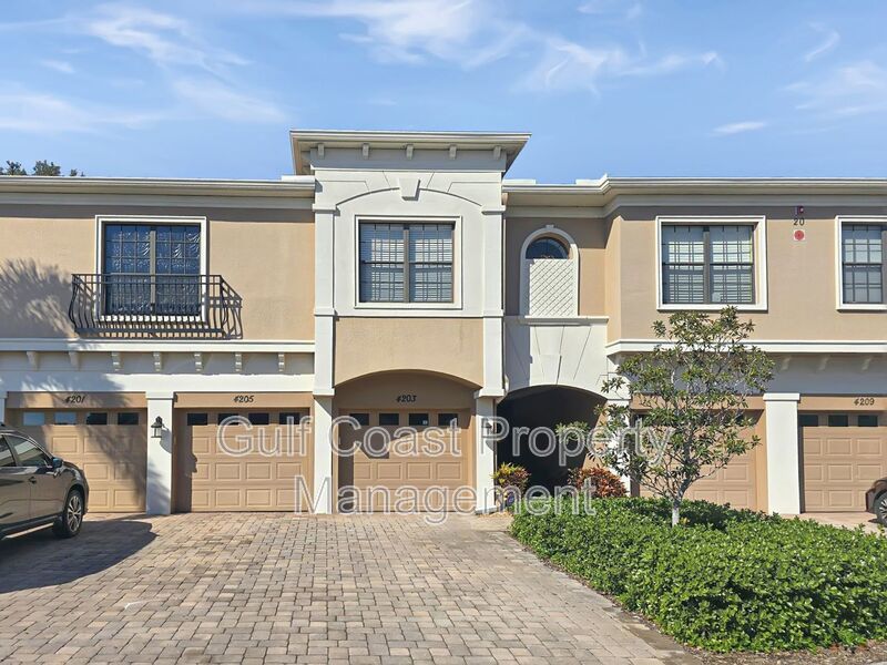 Annual rental-2Bed, 2 bath condo with a one car garage in the highly desirable Palma Sola Trace community! property image