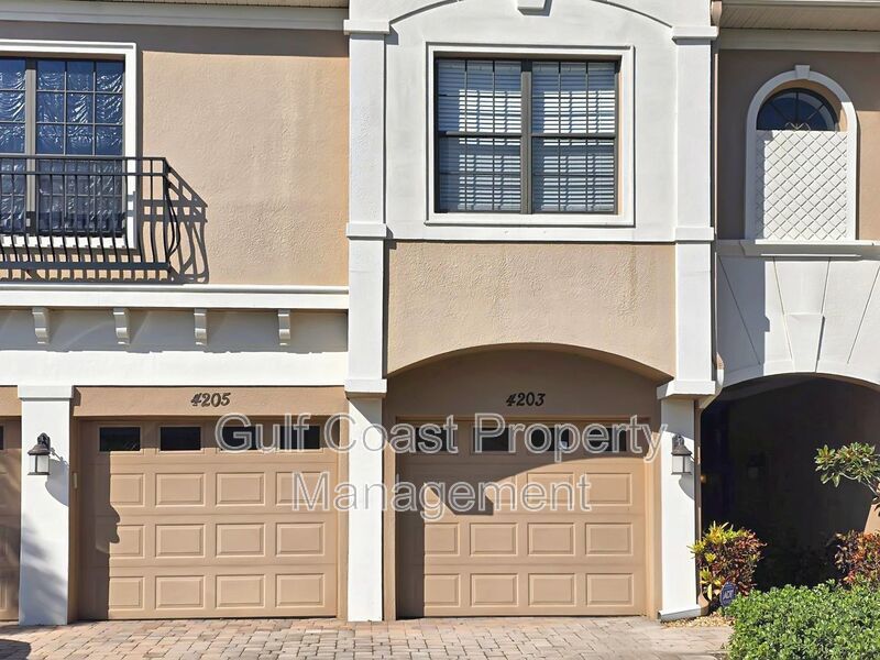 Annual rental-2Bed, 2 bath condo with a one car garage in the highly desirable Palma Sola Trace community! property image
