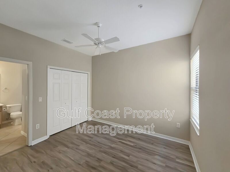 Annual rental-2Bed, 2 bath condo with a one car garage in the highly desirable Palma Sola Trace community! property image