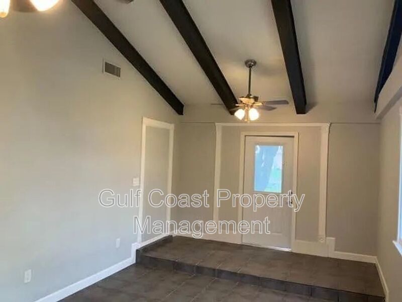 Charming 2-Bedroom with Modern Upgrades and Spacious Fenced Yard property image