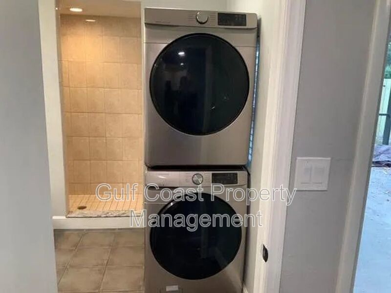 Charming 2-Bedroom with Modern Upgrades and Spacious Fenced Yard property image