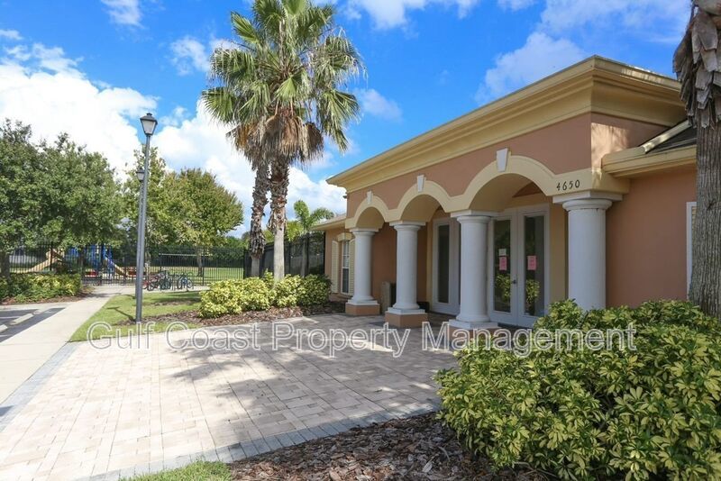 Annual 2BR/2.5BA Townhome in Gated Sabal Harbour that offers Key West Style Living property image