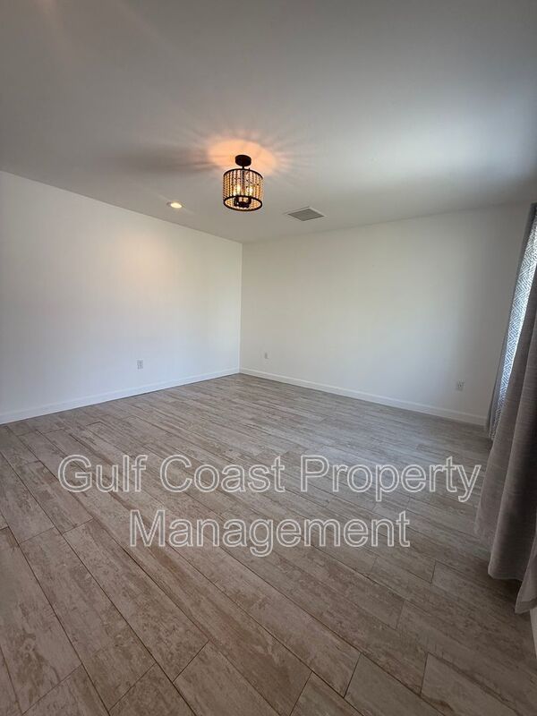 4300 Avanti Cr property image